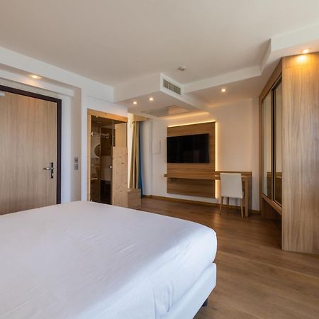 Kriss Internazionale Hotel 바르돌리노 외부 사진