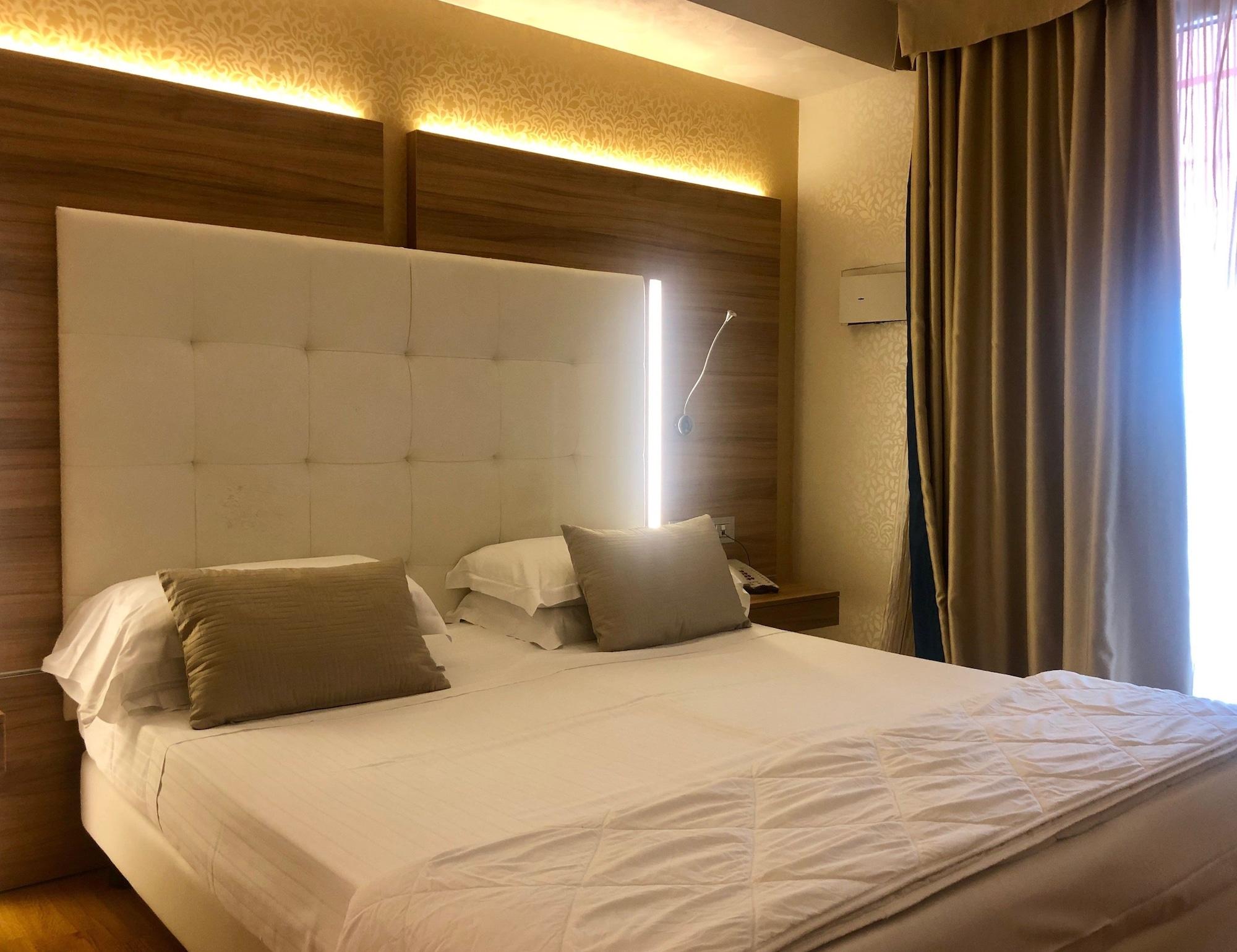 Kriss Internazionale Hotel 바르돌리노 외부 사진