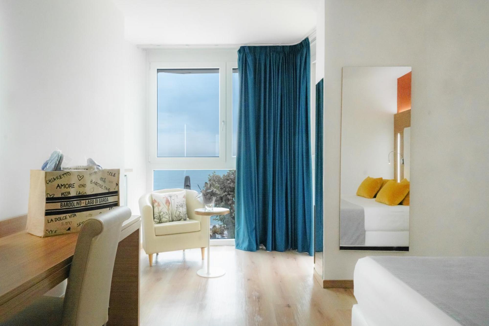 Kriss Internazionale Hotel 바르돌리노 외부 사진