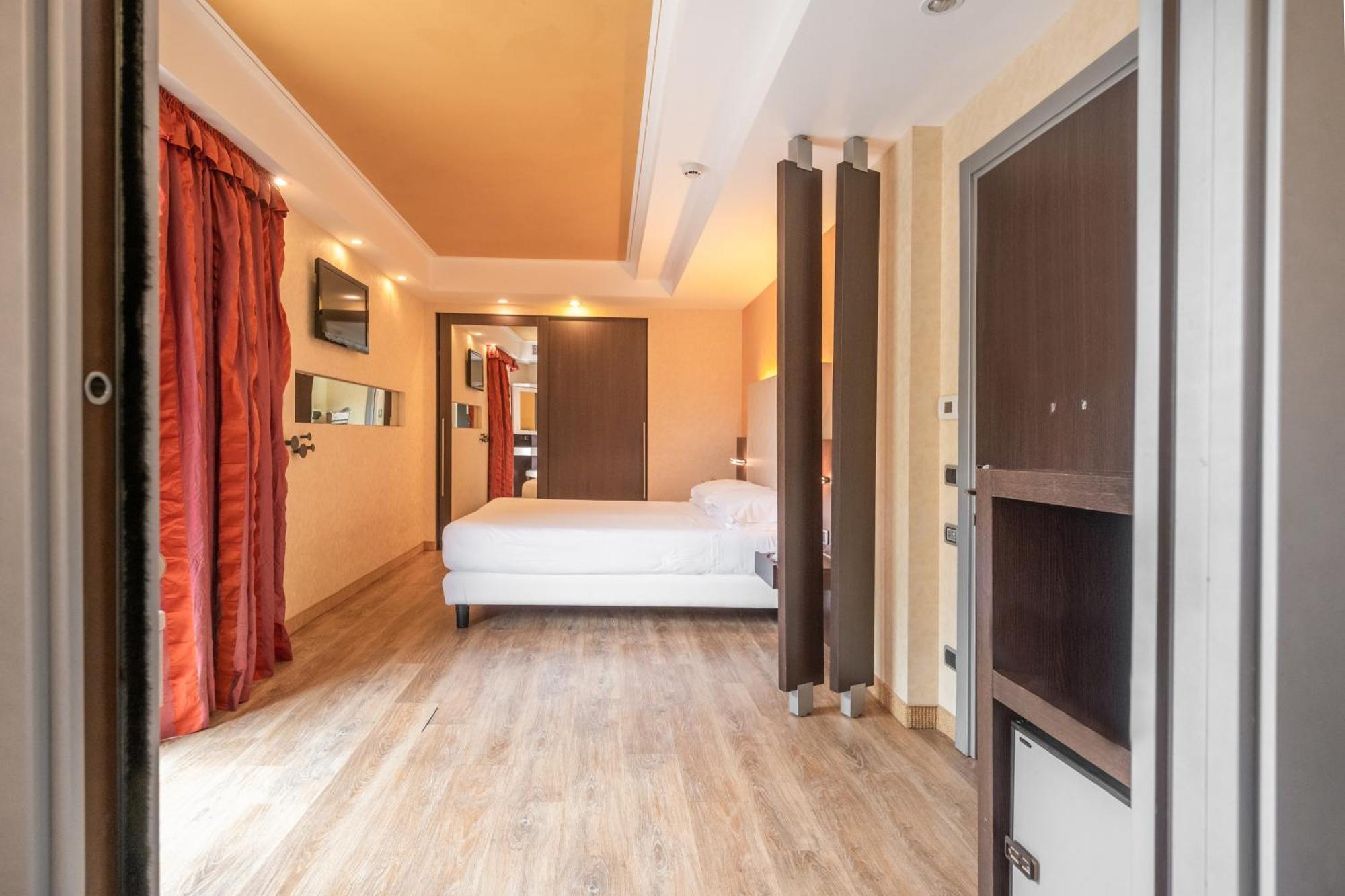 Kriss Internazionale Hotel 바르돌리노 외부 사진